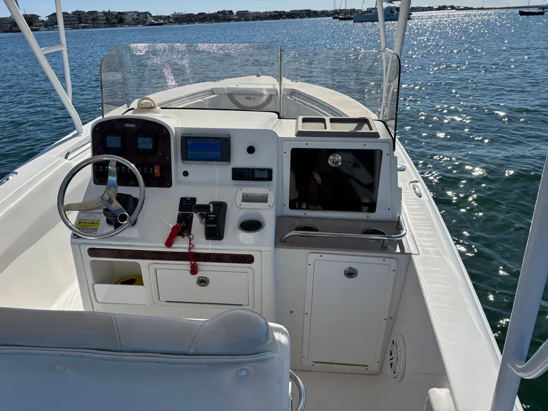 Slide: The Image of Sea Hunt Edge 24 2012 - 16