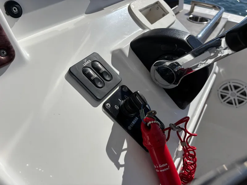 Slide: The Image of Sea Hunt Edge 24 2012 - 31