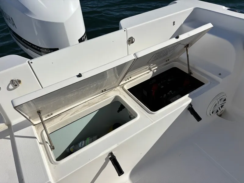 Slide: The Image of Sea Hunt Edge 24 2012 - 49