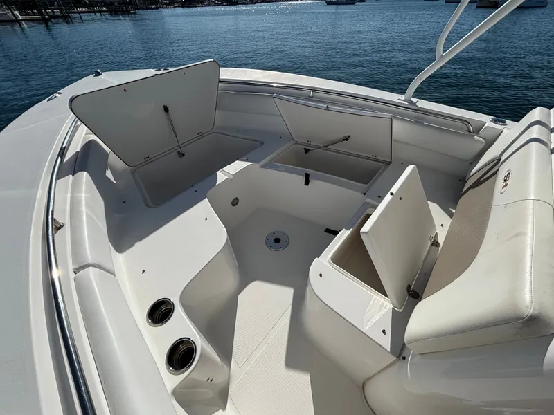 Slide: The Image of Sea Hunt Edge 24 2012 - 51