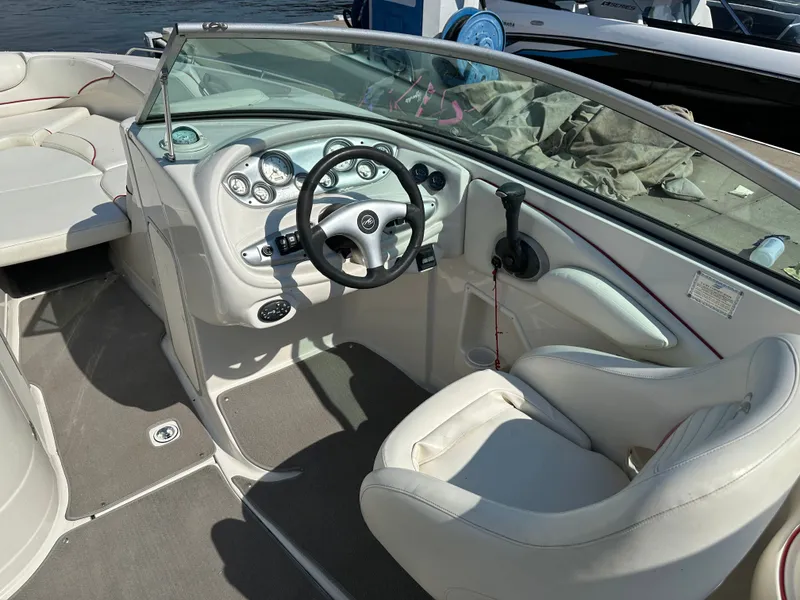 Slide: The Image of Monterey 268SS Super Sport 2004 - 21