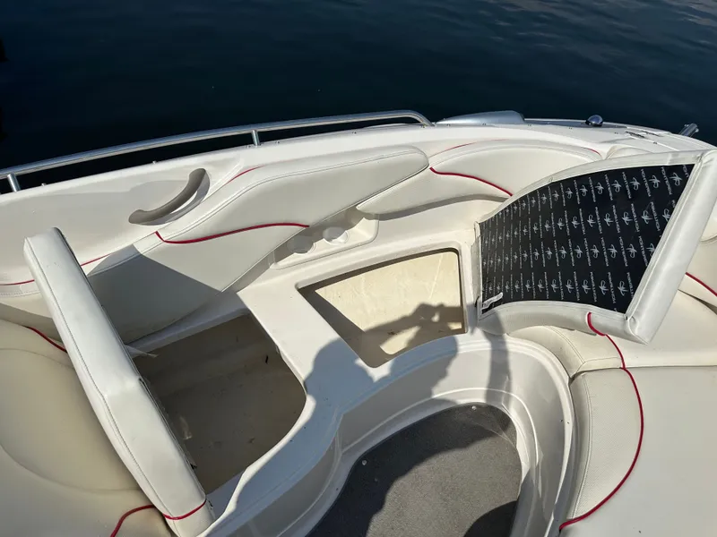 Slide: The Image of Monterey 268SS Super Sport 2004 - 29