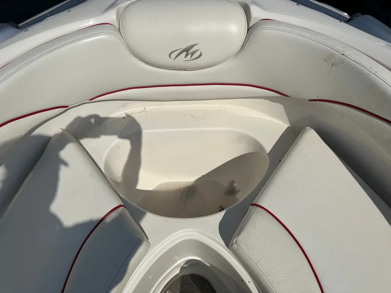 Slide: The Image of Monterey 268SS Super Sport 2004 - 31