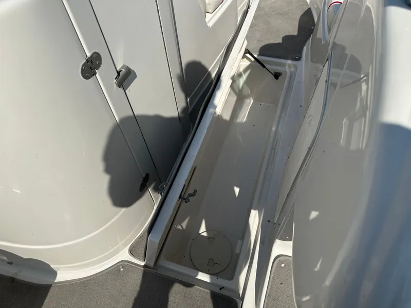 Slide: The Image of Monterey 268SS Super Sport 2004 - 34