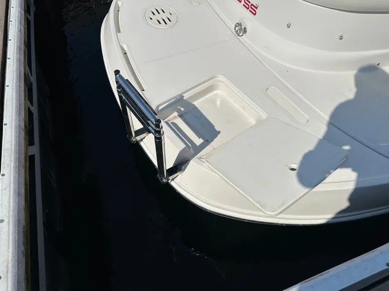 Slide: The Image of Monterey 268SS Super Sport 2004 - 6