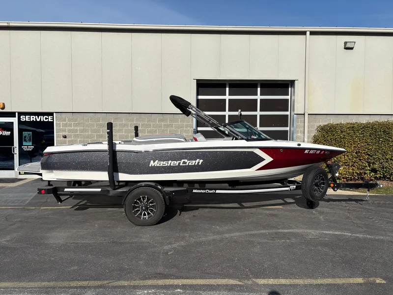 The Image of MasterCraft ProStar 2025 - 1