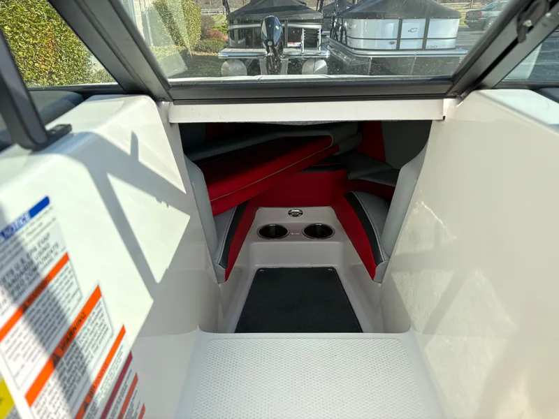 Slide: The Image of MasterCraft ProStar 2025 - 16