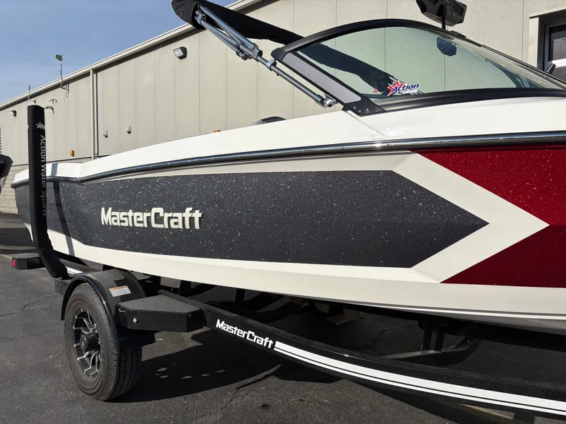 Slide: The Image of MasterCraft ProStar 2025 - 3