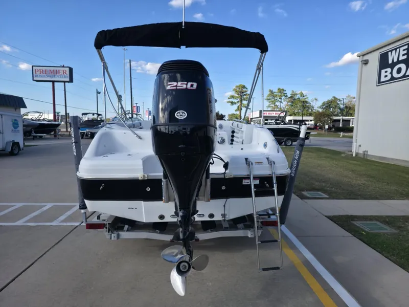 Slide: The Image of Hurricane SS231CC 2017 - 10