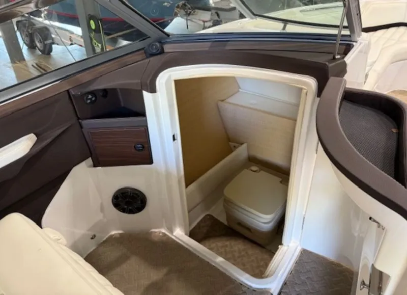 Slide: The Image of Cobalt R7 2015 - 11