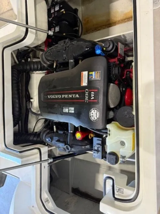 Slide: The Image of Cobalt R7 2015 - 12