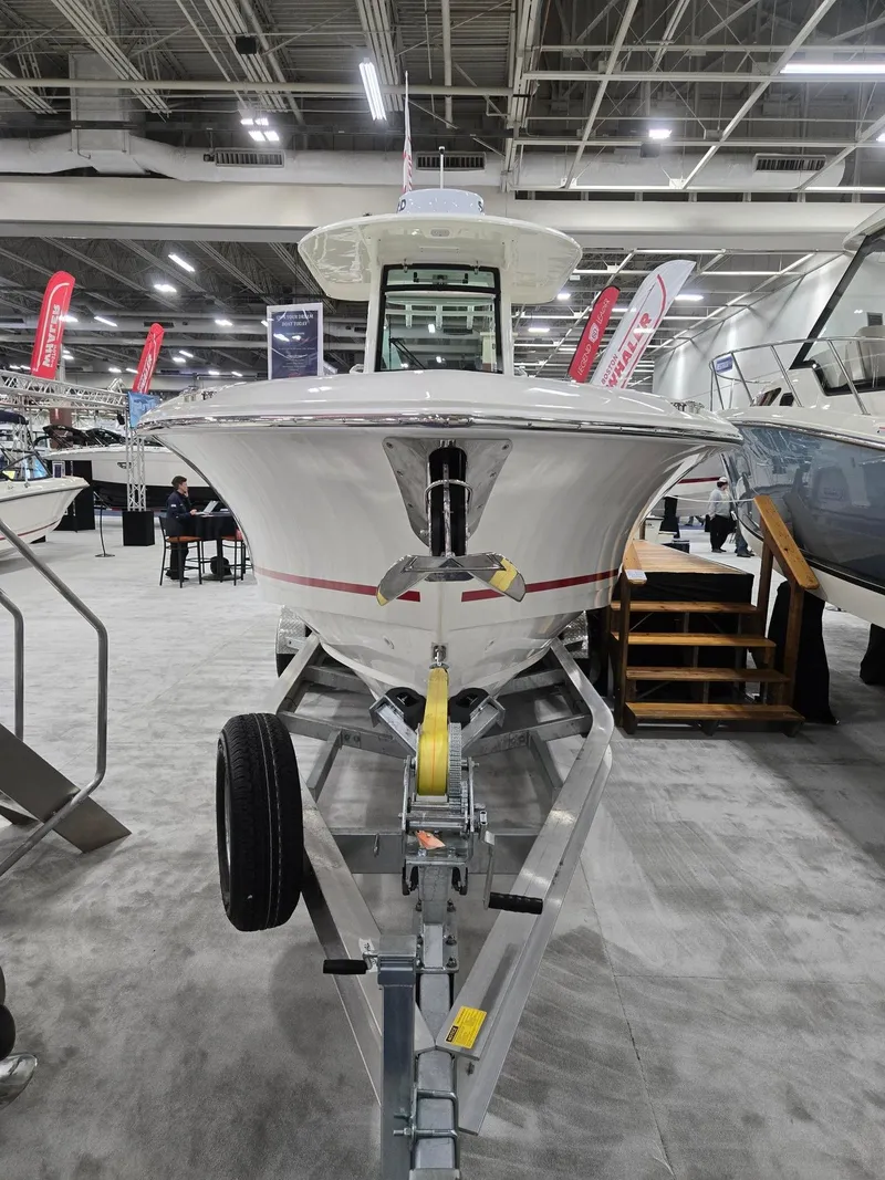 Slide: The Image of Boston Whaler 280 Outrage 2026 - 4