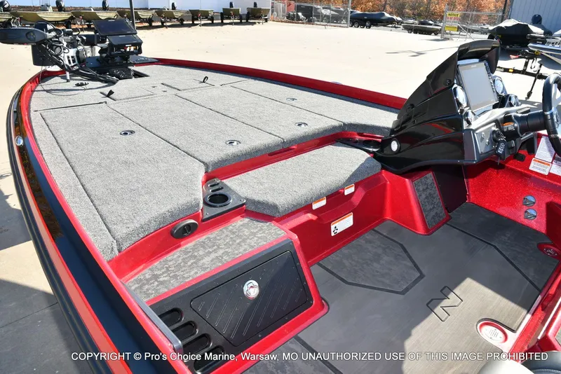 Slide: The Image of Nitro Z21 XL Pro Pack 2025 - 14