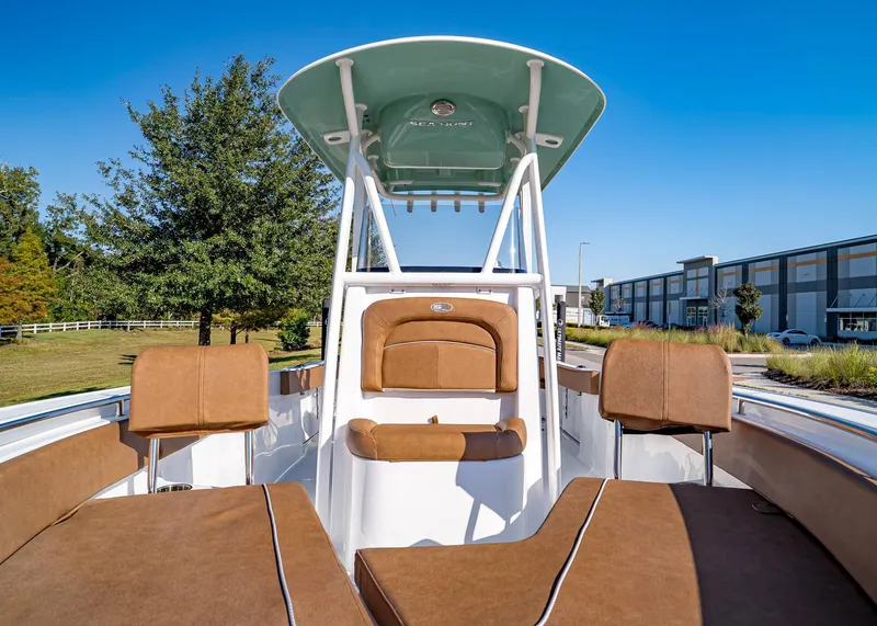 Slide: The Image of Sea Hunt Ultra 229 2026 - 21