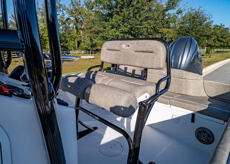 Slide: The Image of Sea Hunt Ultra 219 2026 - 11