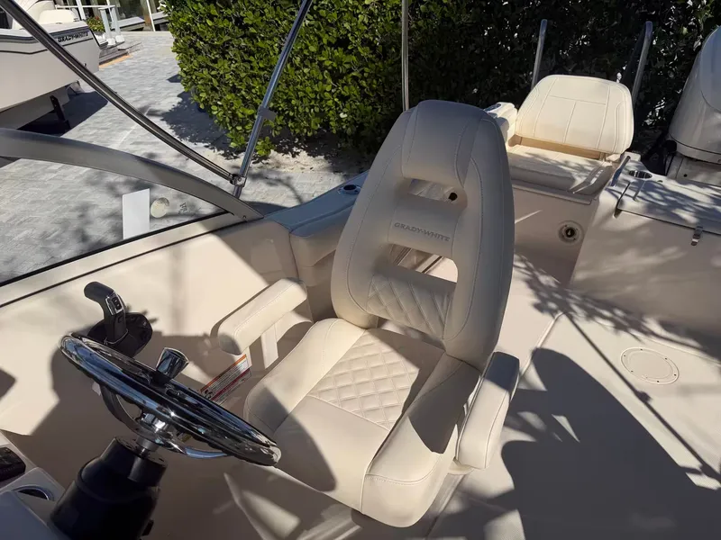 Slide: The Image of Grady-White Freedom 215 2026 - 8