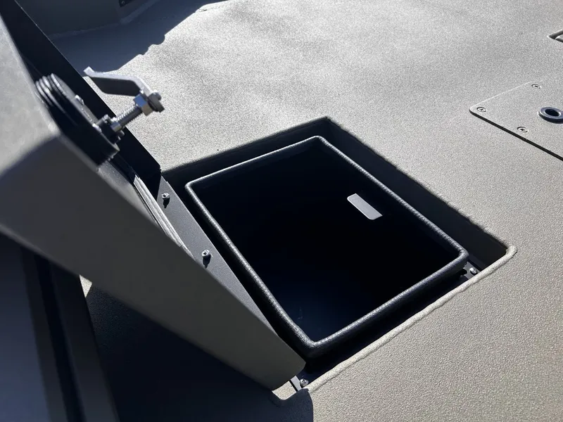 Slide: The Image of Thor Fish Hammer 1754 LIVEWELL MODEL 2026 - 6