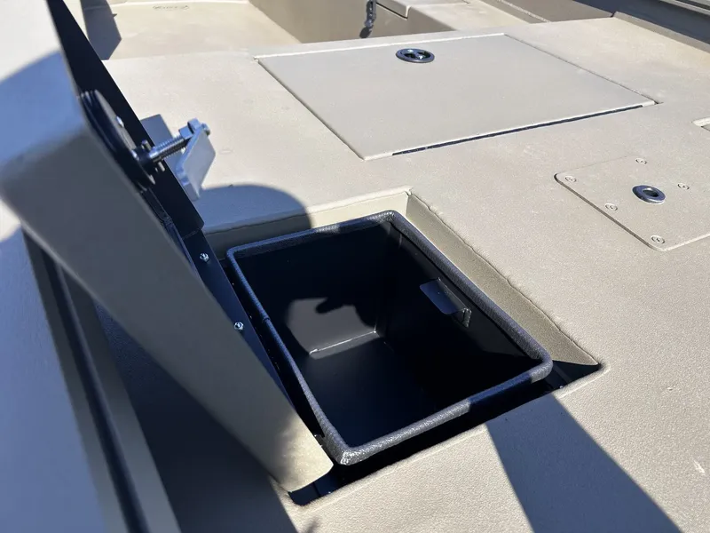 Slide: The Image of Thor Fish Hammer 1754 LIVEWELL MODEL 2026 - 7