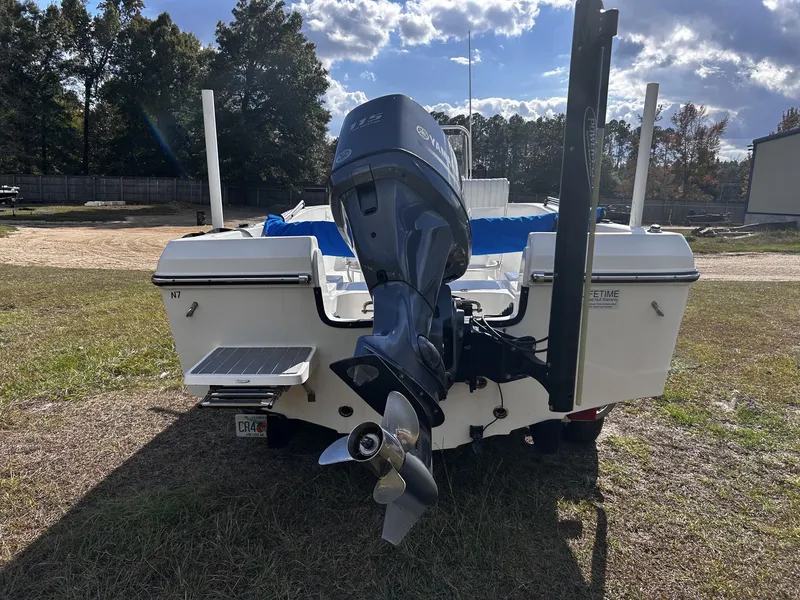 Slide: The Image of Angler 183 F 2013 - 10