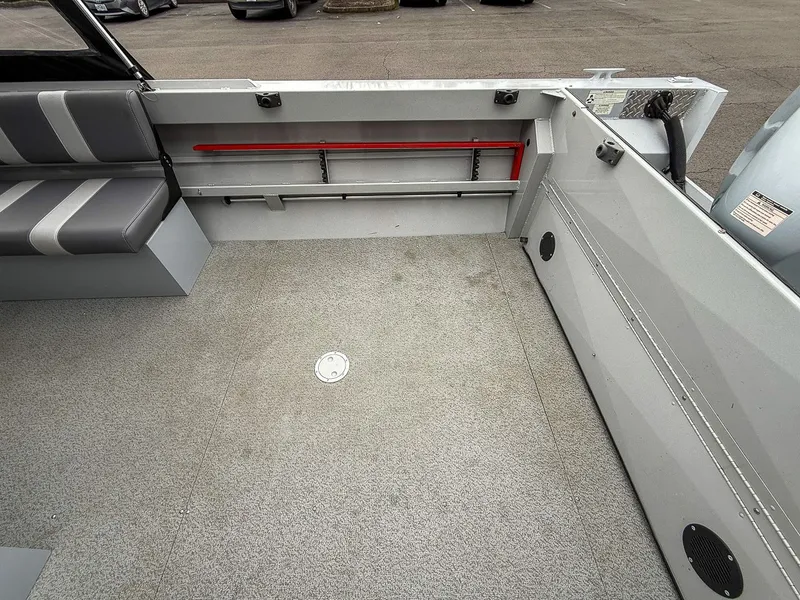 Slide: The Image of Hewescraft 200 ProV 2012 - 19