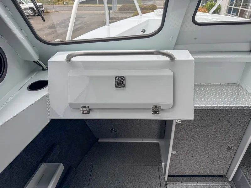 Slide: The Image of Hewescraft 250 Alaskan 2021 - 13