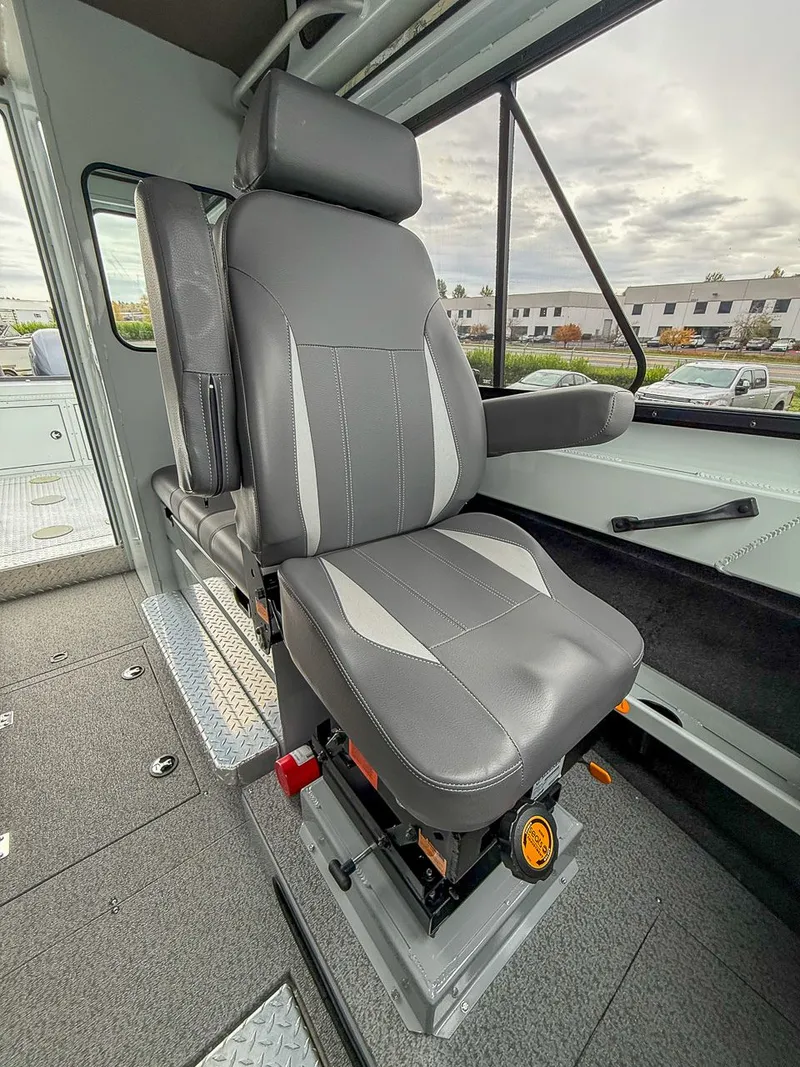 Slide: The Image of Hewescraft 250 Alaskan 2021 - 15