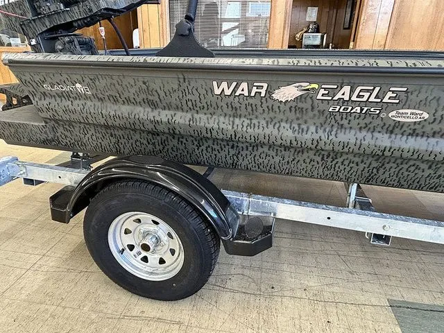 Slide: The Image of War Eagle 750 Gladiator Mud Boat 2026 - 6