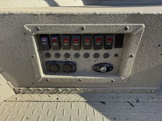 Slide: The Image of SeaArk 1960 Slayer X Pro 2026 - 16