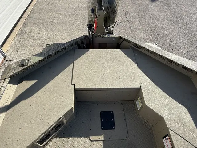 Slide: The Image of SeaArk 1960 Slayer X Pro 2026 - 17