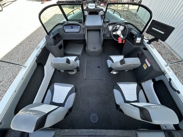 Slide: The Image of Lowe FM 1710 Pro WT 2016 - 10