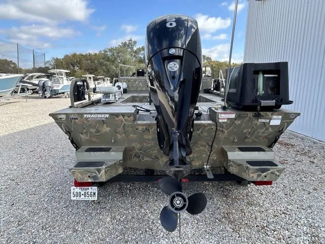 Slide: The Image of Tracker GRIZZLY® 2072 CC Sportsman 2023 - 5