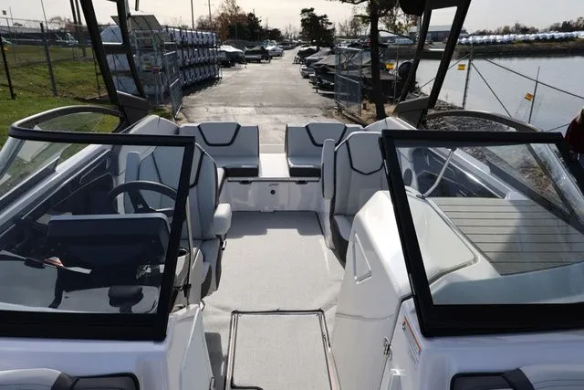 Slide: The Image of Yamaha AR250 2026 - 11