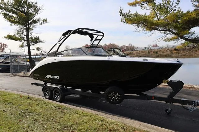 Slide: The Image of Yamaha AR250 2026 - 20