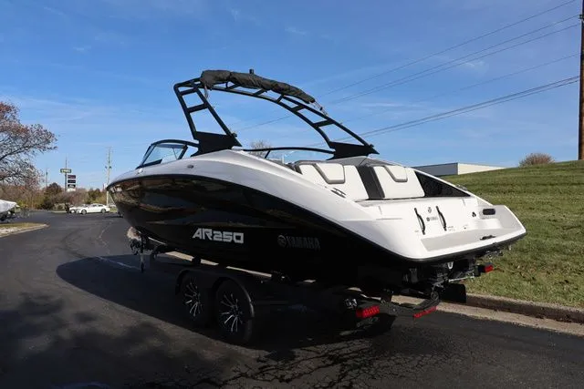 Slide: The Image of Yamaha AR250 2026 - 24