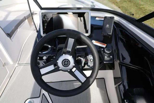 Slide: The Image of Yamaha AR250 2026 - 7