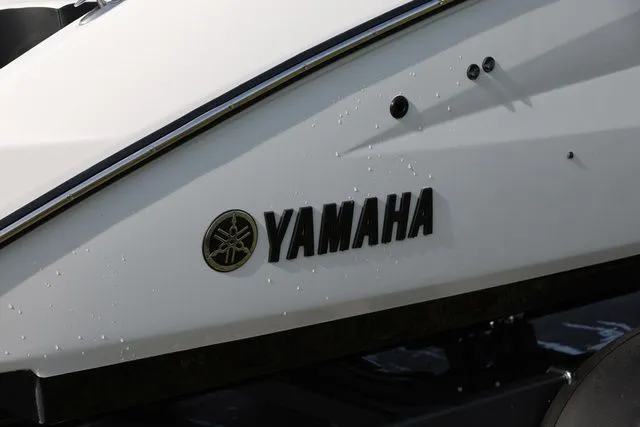 Slide: The Image of Yamaha 252S 2026 - 30