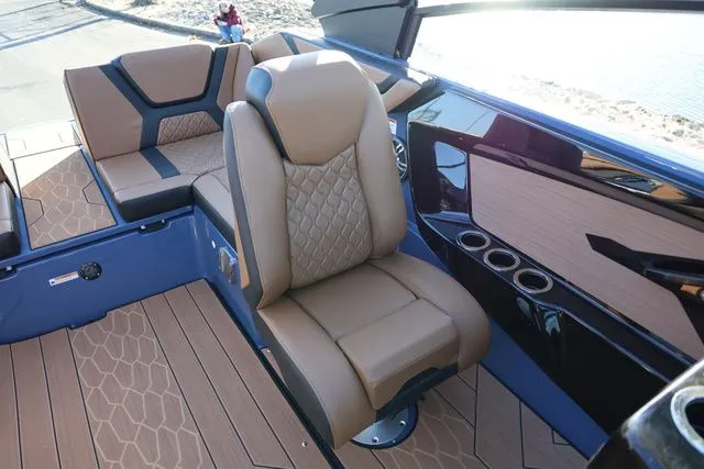 Slide: The Image of Yamaha 222 XD BOTH COLORS AVAILABLE 2026 - 16