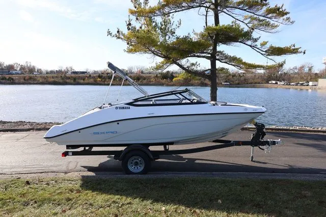 The Image of Yamaha SX 190 BOTH COLORS AVAILABLE 2026 - 1