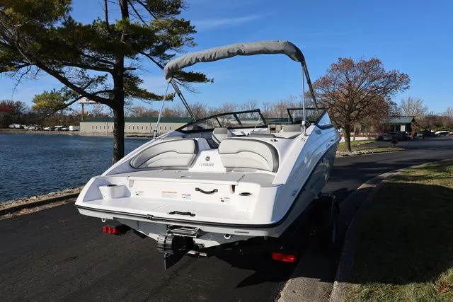 Slide: The Image of Yamaha SX 190 BOTH COLORS AVAILABLE 2026 - 9