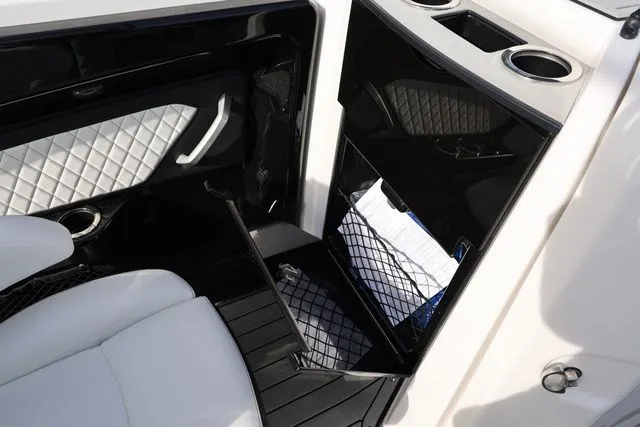 Slide: The Image of Yamaha 252SD 2026 - 18