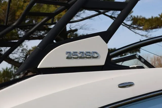 Slide: The Image of Yamaha 252SD 2026 - 29