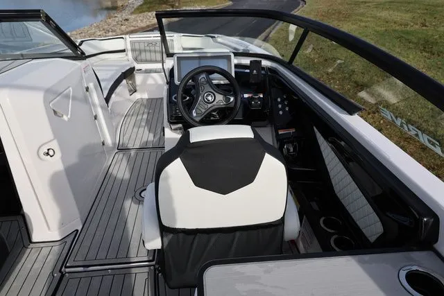 Slide: The Image of Yamaha 252SD 2026 - 7