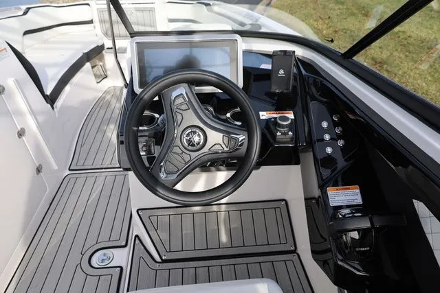 Slide: The Image of Yamaha 252SD 2026 - 8