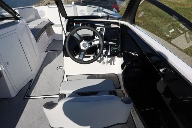 Slide: The Image of Yamaha AR 220 BOTH COLORS AVAILABLE 2026 - 13