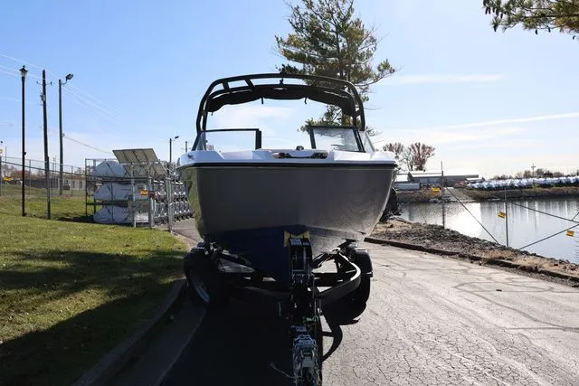 Slide: The Image of Yamaha AR 220 BOTH COLORS AVAILABLE 2026 - 4