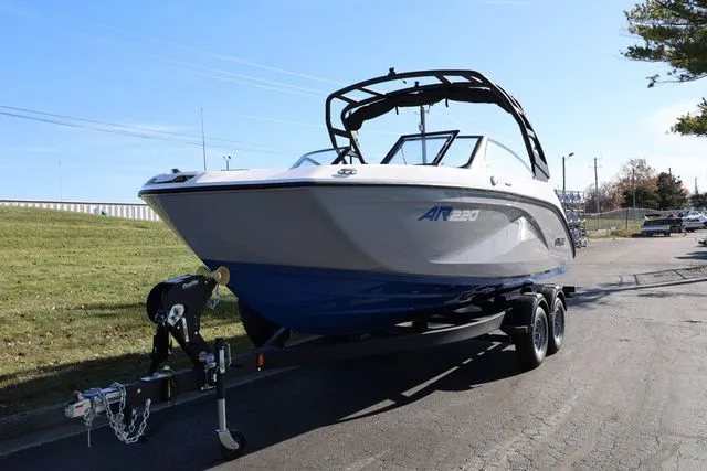 Slide: The Image of Yamaha AR 220 BOTH COLORS AVAILABLE 2026 - 5