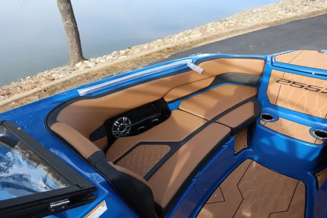 Slide: The Image of Yamaha 255 XD 2026 - 13