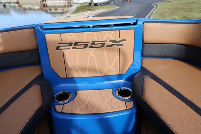 Slide: The Image of Yamaha 255 XD 2026 - 14