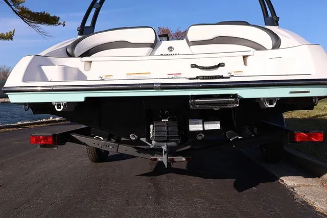 Slide: The Image of Yamaha AR 195 BOTH COLORS AVAILABLE 2026 - 10