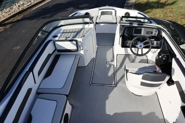 Slide: The Image of Yamaha AR 195 BOTH COLORS AVAILABLE 2026 - 13